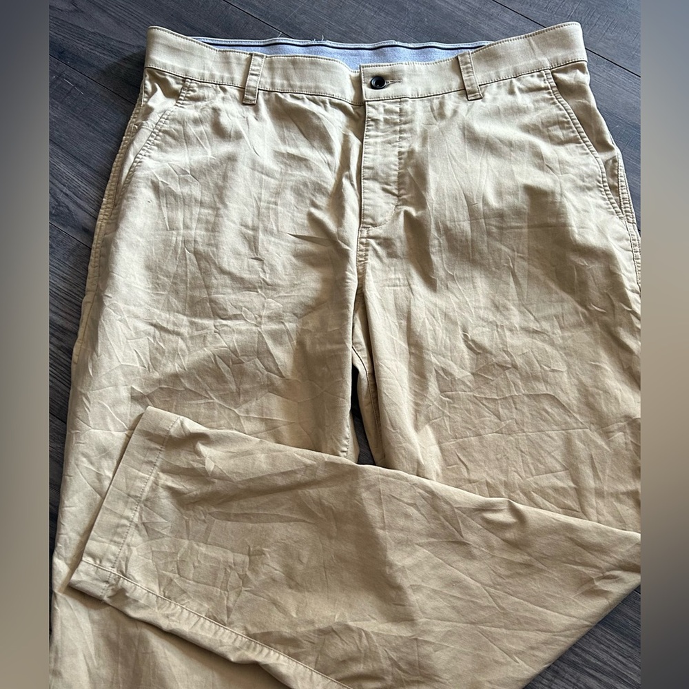 NIKE dri-fit mens size 36x34 casual / golf pants